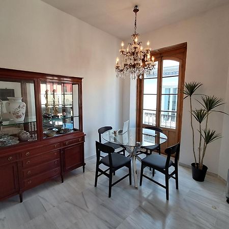 Apartamentos Almirante Hoyos Севилья Экстерьер фото